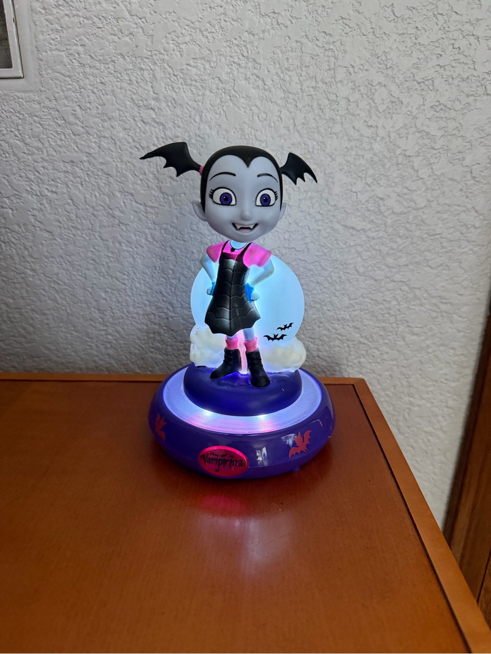 Disney Vampirina Nightlight 2018 TESTED